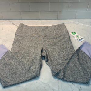 NWT GAIAM Om Hi Rise Femme Lavender Grey Icelandic Blue Capris M